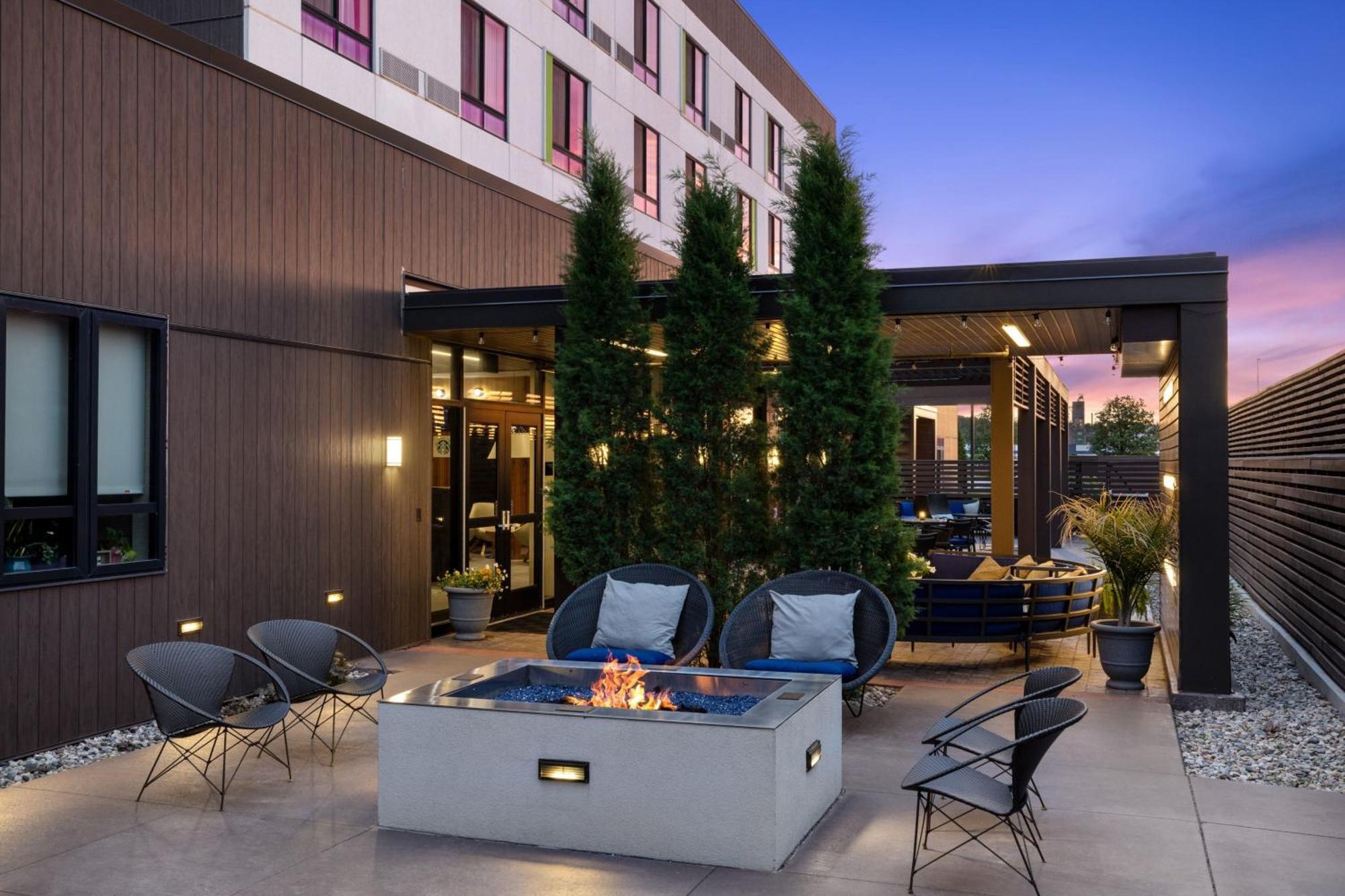 Courtyard By Marriott Omaha East/Council Bluffs, Ia Hotel Exterior photo