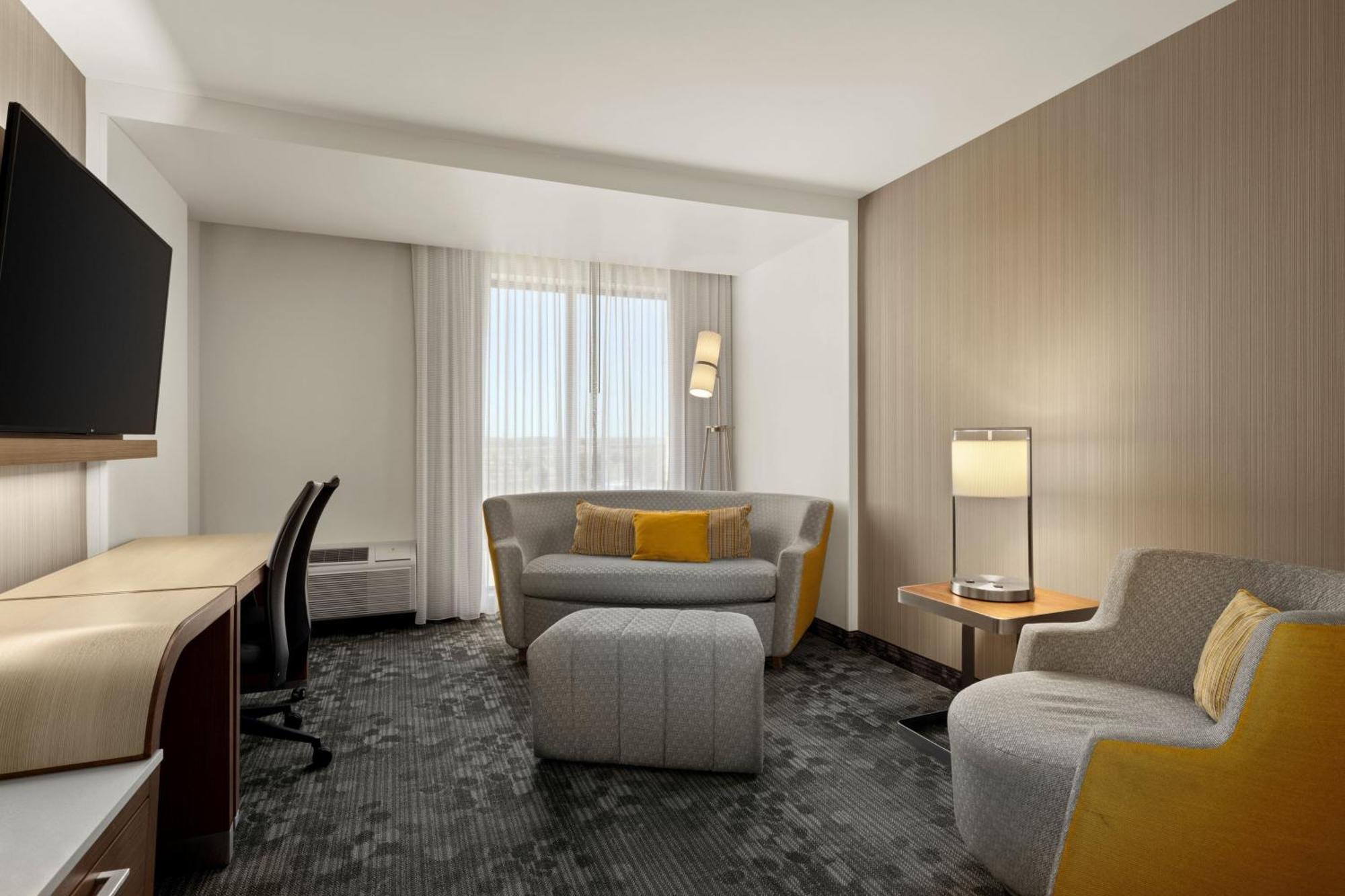 Courtyard By Marriott Omaha East/Council Bluffs, Ia Hotel Exterior photo